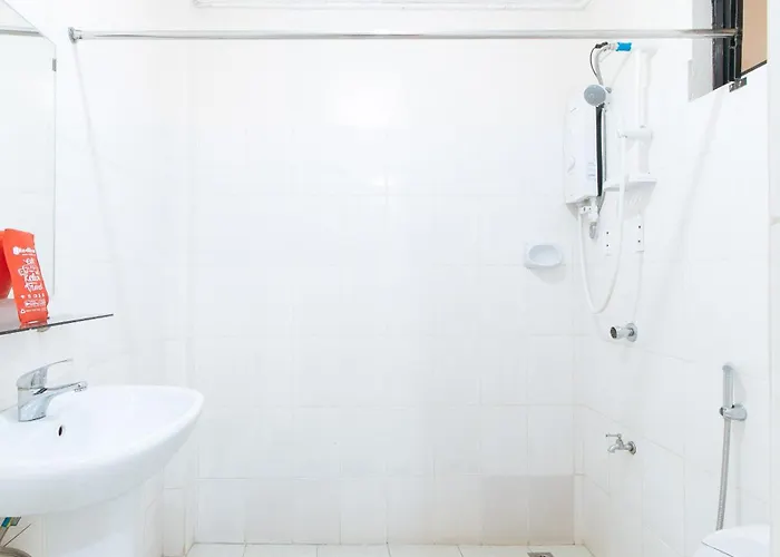 Reddoorz Near Bambang Station ホテル マニラ市
