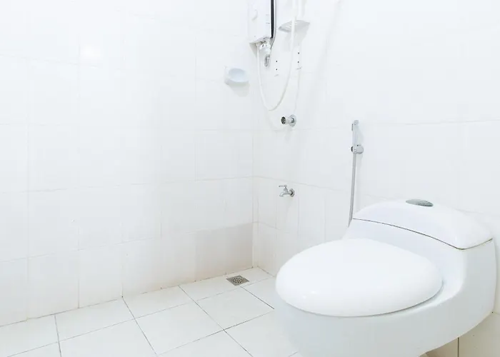 Reddoorz Near Bambang Station 2* マニラ市