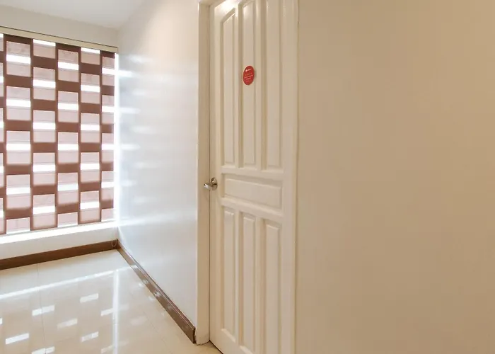 Reddoorz Near Bambang Station 2*