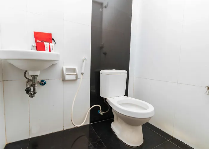 Reddoorz Near Bambang Station ホテル マニラ市
