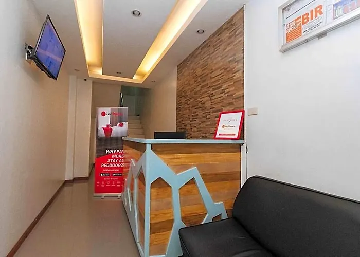 Reddoorz Near Bambang Station Manila